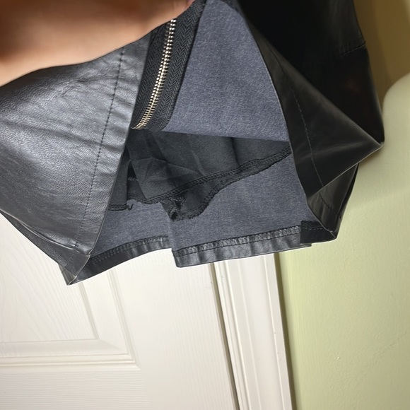 Shein Small Black Leather Skirt - Picture 3 of 3